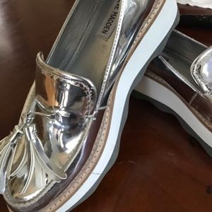Awesome Steve Madden shoes. Worn once